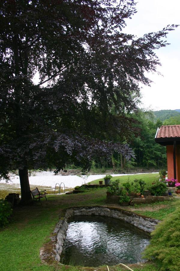 Pikes Villa Pulfero Buitenkant foto
